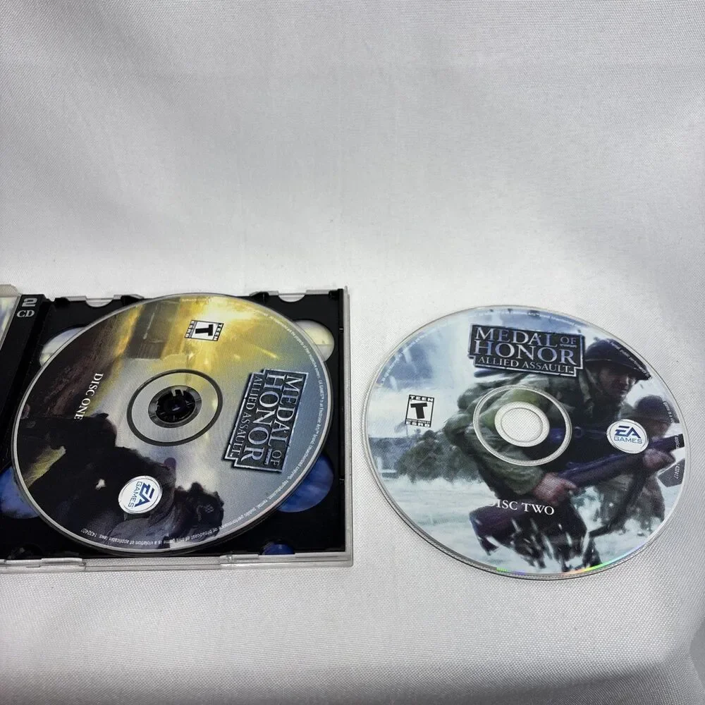MEDAL OF HONOR - Allied Assault - 2 Disc Set - PC CD-ROM
